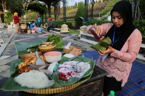 UMKM Bersertifikat Halal di Surabaya Baru 40 Persen