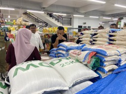 Kang Giri Sidak ke Pasar di Ponorogo, Ini Hasilnya