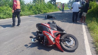 Pemotor Lamongan Tewas Tertabrak Pikap saat Hindari Jalan Rusak