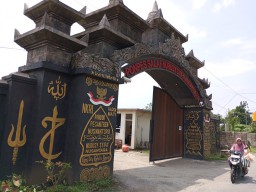 Santri Padepokan Samsudin di Blitar Dipulangkan