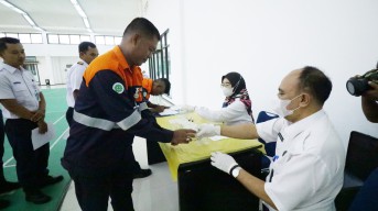 Petugas KAI Daop 8 Ikuti Tes Bebas Narkoba, Jaminan Keselamatan Pelanggan