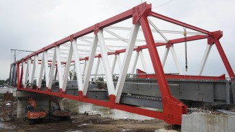 Pembangunan Jembatan Jongbiru Kediri Capai 75 Persen