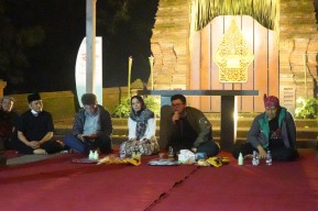 Jelang Hari Jadi ke-1220, Mas Dhito Bersama Mbak Dewi Napak Tilas ke Desa Siman