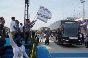 IPC TPK Melepas Keberangkatan Peserta Mudik bersama BUMN Pelindo