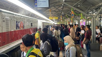 Pantauan Arus Mudik H-4 Lebaran dari Stasiun di Wilayah Daop 8 Surabaya