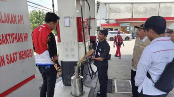 Polisi dan Pertamina Cek Kadar Air di 2 SPBU Bojonegoro, Apa Hasilnya?