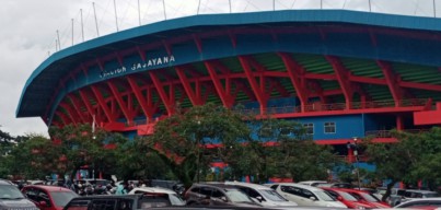 Puluhan Polisi Amankan Nobar di Stadion Gajayana Kota Malang