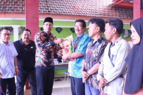 Pemkab Sidoarjo Salurkan Bantuan Beras untuk 700 Warga Korban Banjir