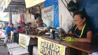 Jasa Vermak Pakaian di Tulungagung Kebanjiran Cuan, Sampai Nolak Orderan