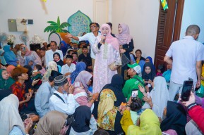 Sejak Kapan Tradisi Halal Bihalal Ada di Indonesia? Simak Penuturan Khofifah Ini
