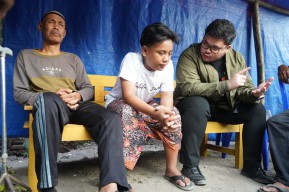 Mas Dhito Bantu Pendidikan Adit sampai Perguruan Tinggi