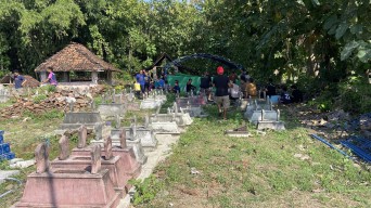 Makam Pemuda di Ponorogo Dibongkar, Sebelumnya Dilaporkan Korban Kecelakaan