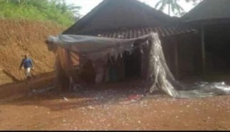 Balon Udara Jatuh di Pacitan: Rumah Rusak, 2 Korban Terluka