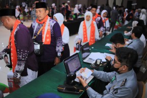 Kemenkumham Jatim Siagakan 60 Petugas Layani CJH di Asrama Haji Surabaya