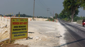 Ruas Deket-Karangbinangun Lamongan Ditutup, Dialihkan lewat JLU