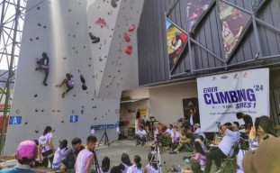 Eiger Climbing Series Surabaya Jaring Bibit Atlet Panjat Tebing di Jatim