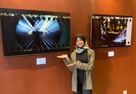 Pameran Tunggal di Surabaya, Alin Sajikan Karya Foto Pinhole Hingga Smartphone