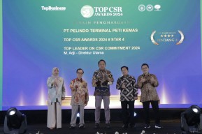 Dukung Pertumbuhan Bisnis Berkelanjutan, Pelindo Grup Raih TOP CSR Awards 2024