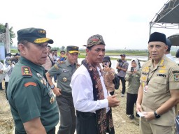 Mentan Kunjungi Bangkalan untuk Genjot Pipanisasi, Target Kurangi Impor Beras