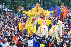 Dekranasda Promosikan Wisata Kota Lewat Mobil Hias The Beauty of Shinning Batu