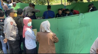 Makam Pemuda di Ponorogo Dibongkar, Saksi Bilang Begini