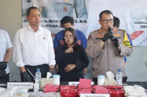 Rumah Produksi Narkoba di Surabaya Digerebek, BB Senilai Rp23,15 Miliar