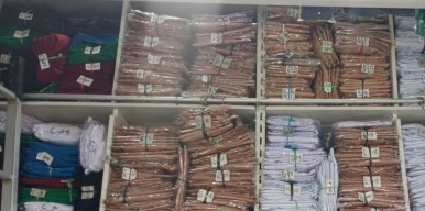 Penjualan Seragam di Kota Malang Masih Landai, Menunggu Jelang Masuk Sekolah
