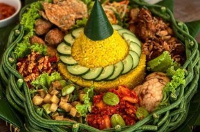7 Kuliner Tradisional Lengkap dengan Makna Filosofinya