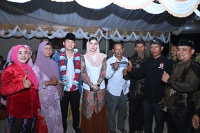 Mas Ipin Sambangi Warga Trenggalek di Kutai Timur