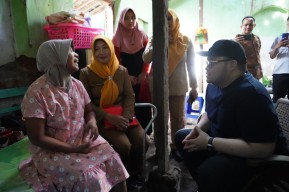 Mas Dhito Perbaiki Rumah Janda di Kediri, Terima Laporan dari Medsos