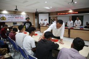 Wali Kota Surabaya Mediasi 11 ABH Bentrok dengan Polisi di Akses Suramadu