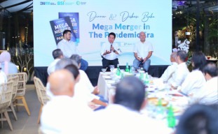 Diskusi Buku Mega Merger In The Pandemic Era: Referensi Perbankan Syariah