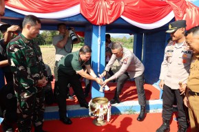 Kapolda Jatim Resmikan Pembangunan Sumur Bor di Ponorogo