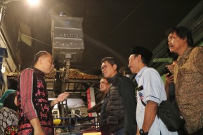 113.426 PJU Dipasang hingga Perkampungan, Surabaya Bebas Gelap 3,5 Tahun
