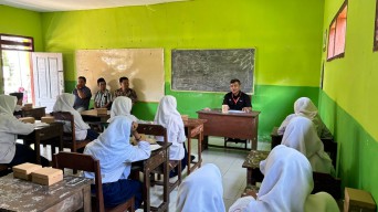 Upaya Sekolah-sekolah Pinggiran Jember Cegah Pernikahan Dini