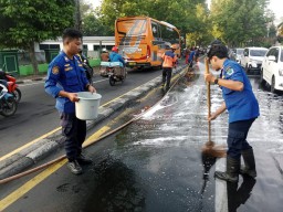 Tumpahan Oli dari Kendaraan di Kota Malang, Ini Imbauan untuk Pengendara