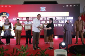 65 Sekolah di Surabaya Raih Penghargaan Adiwiyata, Ini Daftar Juaranya