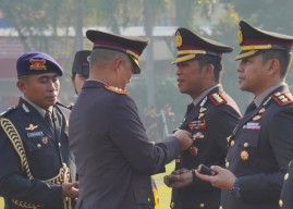 Kapolresta Sidoarjo Terima Rewards Pin Emas Kapolri di Hari Lahir Pancasila