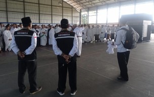 334 CJH Sampang Berangkat Esok, Kemenag Ingatkan Barang yang Tak Boleh Dibawa