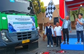 11 Kontainer Furniture dari Sidoarjo Dikirim ke Amerika
