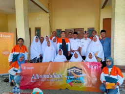 Pemkab Lamongan Bangga 8 Warga dari Kumpulan BTPN Syariah Bisa Umrah Gratis