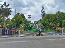 Dinas Perhubungan Tulungagung Tata Ulang CFD, PKL Dikeluhkan Warga