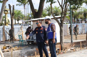 Bupati Hendy Minta Pengerjaan Alun-Alun Jember Dikebut
