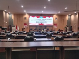 32 Anggota DPRD Lamongan Bolos, Rapat Paripurna Terpaksa Ditunda