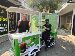 Saat F&B di Surabaya Berlomba Mendekati Masyarakat dengan Express Bike