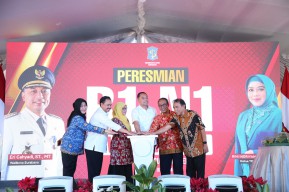 Pemkot Surabaya Sediakan 1 RW 1 Nakes dan 1 Ambulans Kelurahan