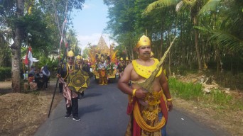 Kirab Budaya Hasil Bumi di Grebek Suro Umbulsari Jember jadi Wisata Budaya