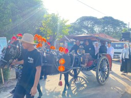 Kirap Judang dan Gunungan Meriahkan Perayaan Kadisah di Krejengan Probolinggo