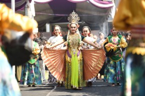Foto: Prosesi Manusuk Sima, Tradisi Kenang Hari Jadi Kota Kediri