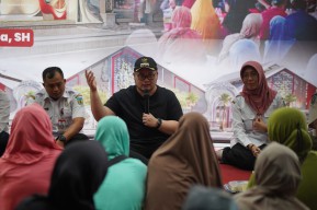 Relokasi Pasar Kandangan, Mas Dhito Ajak Dialog Pedagang